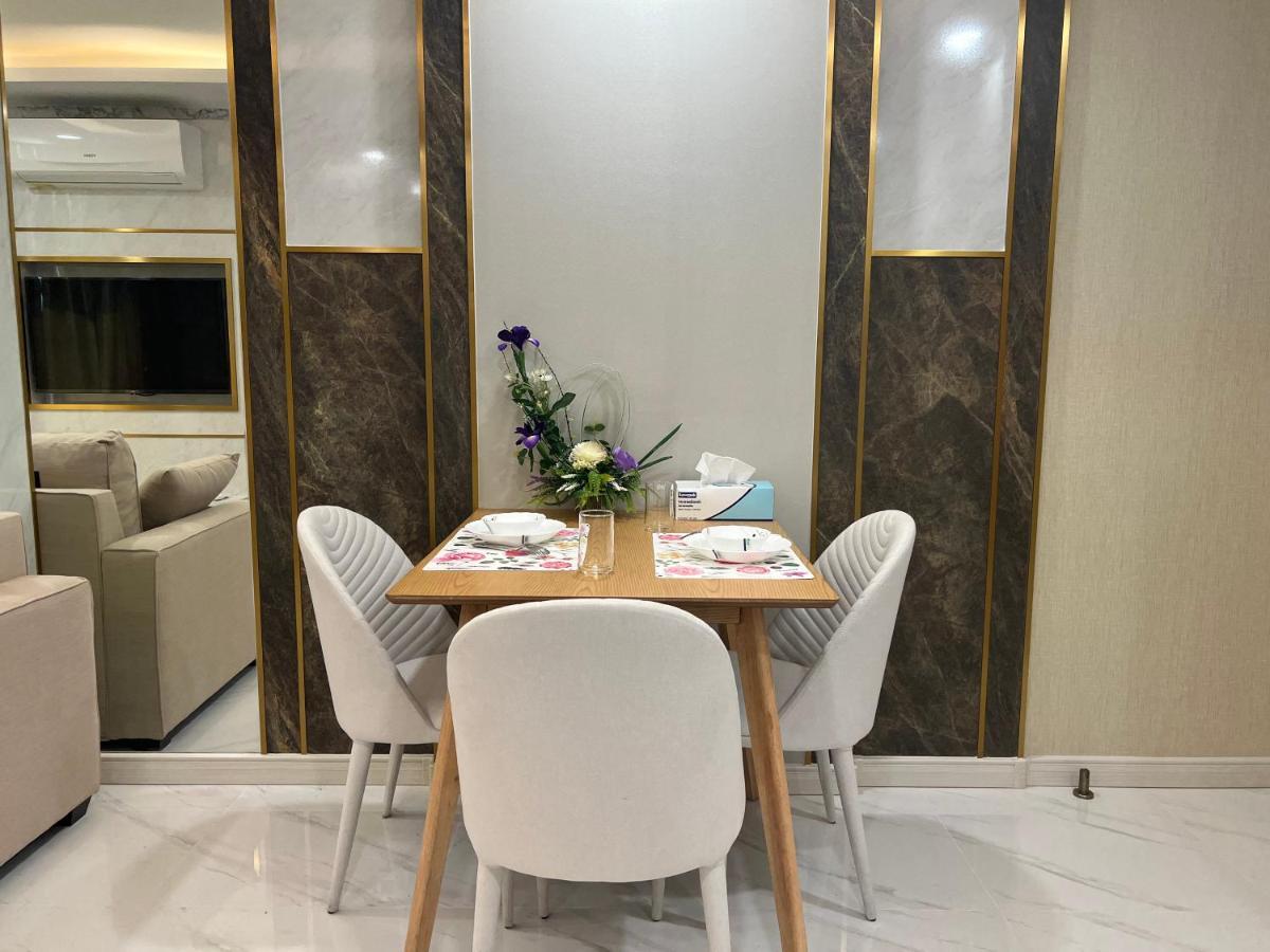 Romantic Beach Apartment芭堤雅水系高档酒店式公寓可做饭 Bãi biển Jomtien Ngoại thất bức ảnh
